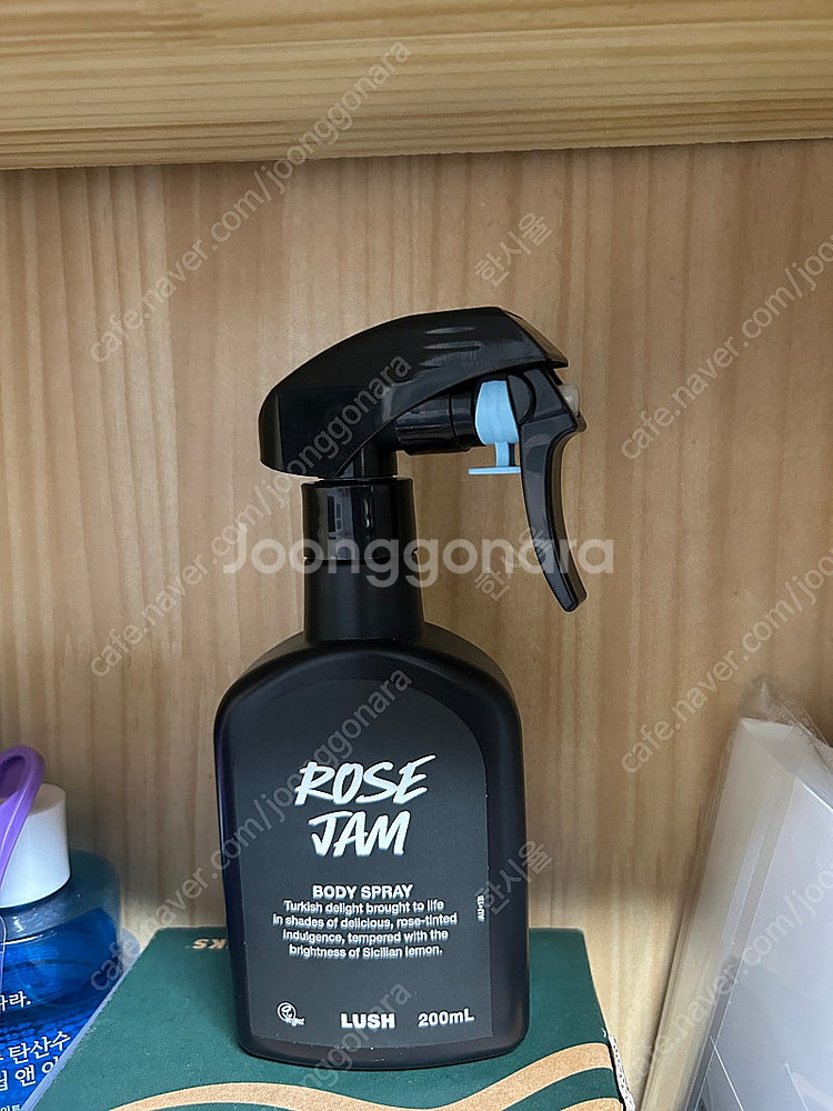 러쉬(LUSH) 로즈잼 바디스프레이( 향수 판매합니다--1