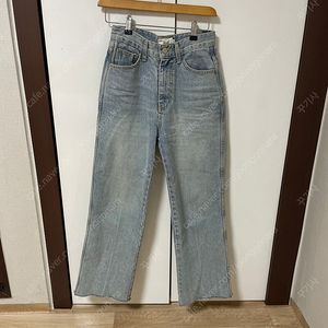 모이아 light denim