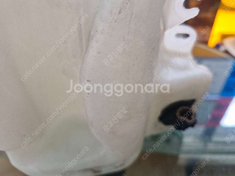에쿠스VI워셔액통입니다 품번 986103N000--2