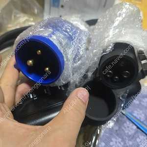 전기차 가변 완속 충전기 2KW -7KW 가변 220v 잭 제공