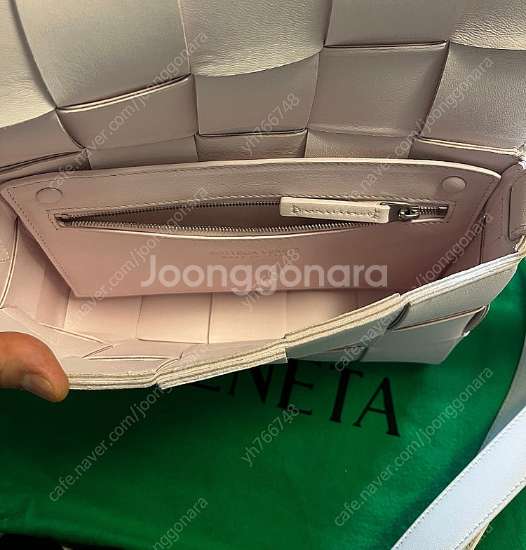 보테가베네타 카세트백 새상품!!--5