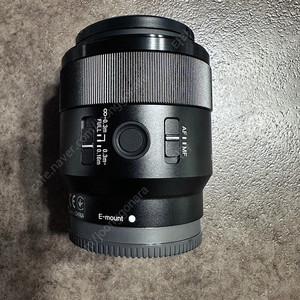 소니 50mm F2.8 macro 오십마 마크로 접사 매크로 렌즈 표준렌즈 단렌즈 미러리스