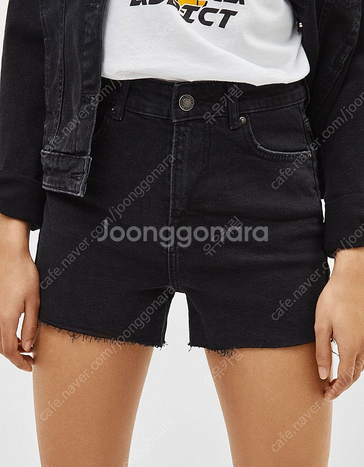ZARA TRF 자라 버튼 흑청 반바지, 자라 청반바지...--1