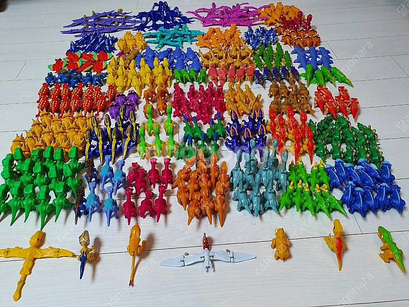 공룡메카드--0