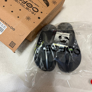 꼬르소꼬모 우포스 블랙 240