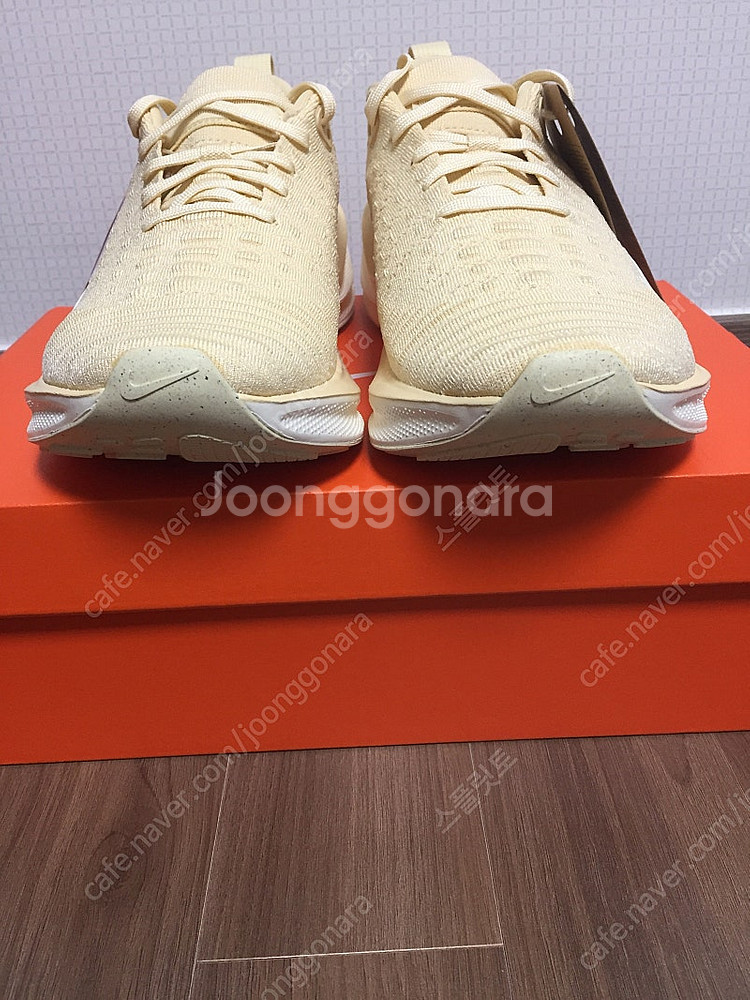 <새상품> 나이키 리액트 인피니티런 4세대 페일바닐라 ...--2