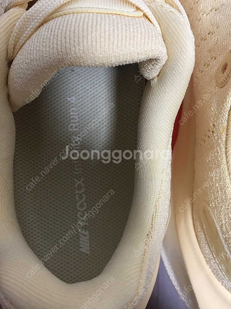 <새상품> 나이키 리액트 인피니티런 4세대 페일바닐라 ...--4