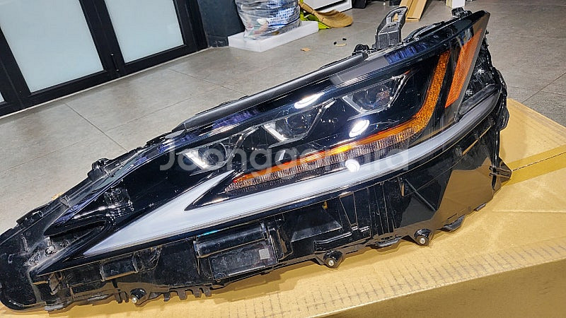 렉서스 2021 ES300h 트리플LED램프--3
