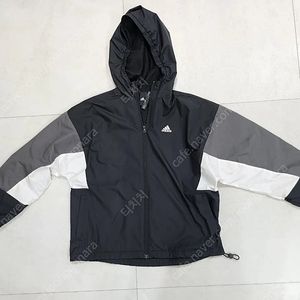 아디다스 우븐 바람막이자켓 xs사이즈 3만5천원