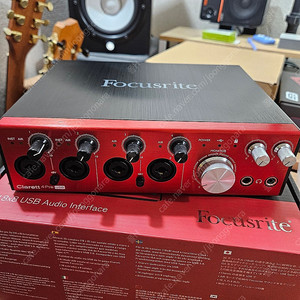 포커스라이트 클라렛 focusrite clarett 4pre usb 팝니다