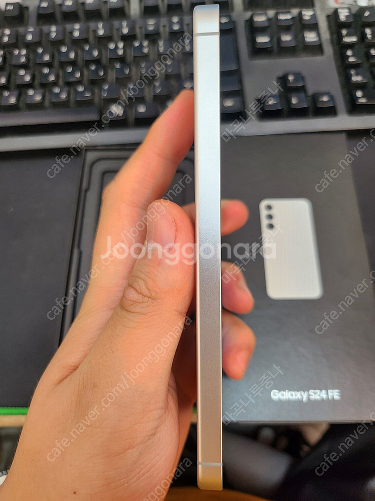 갤럭시S24FE 그레이 256GB 새것같은 중고47만팝...--2