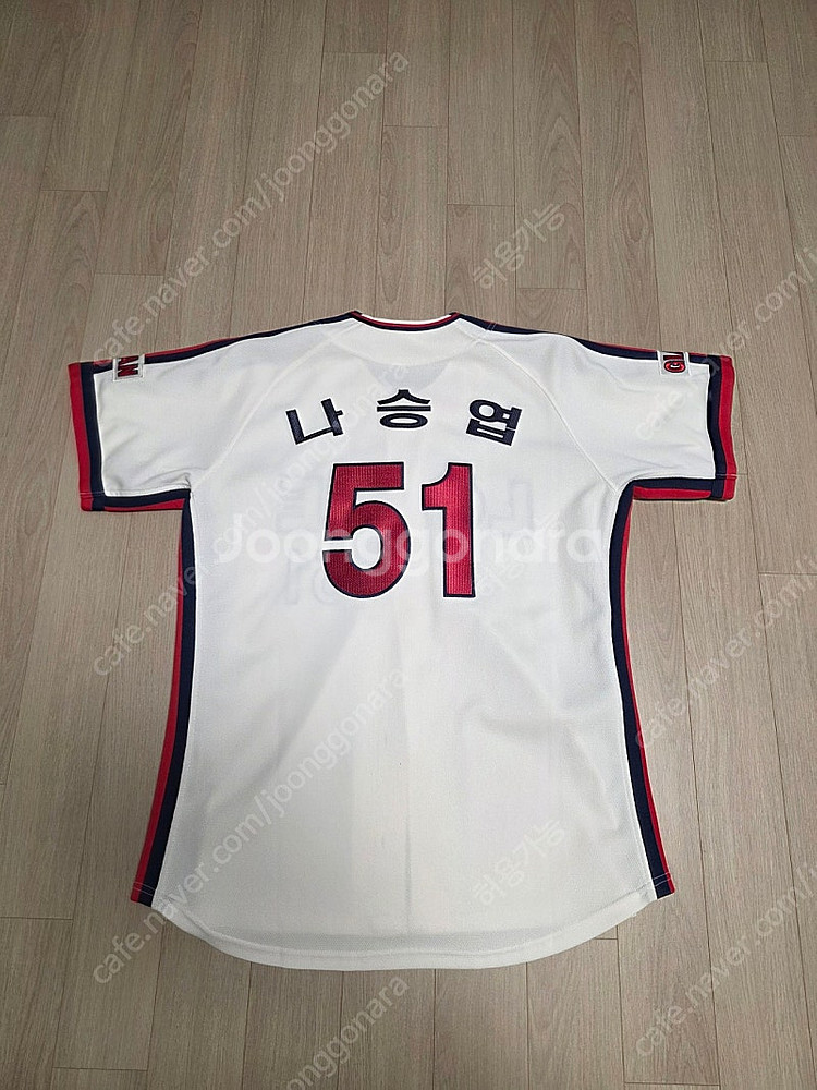 롯데자이언츠 챔피언 유니폼 판매합니다--1