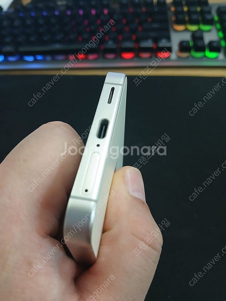 갤럭시 S24 256G 크림 새상품급 팔아요 [49.9...--4