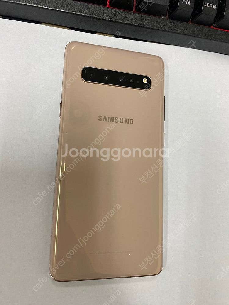 028705 갤럭시S10 5G 골드 외관깔끔 256GB...--0