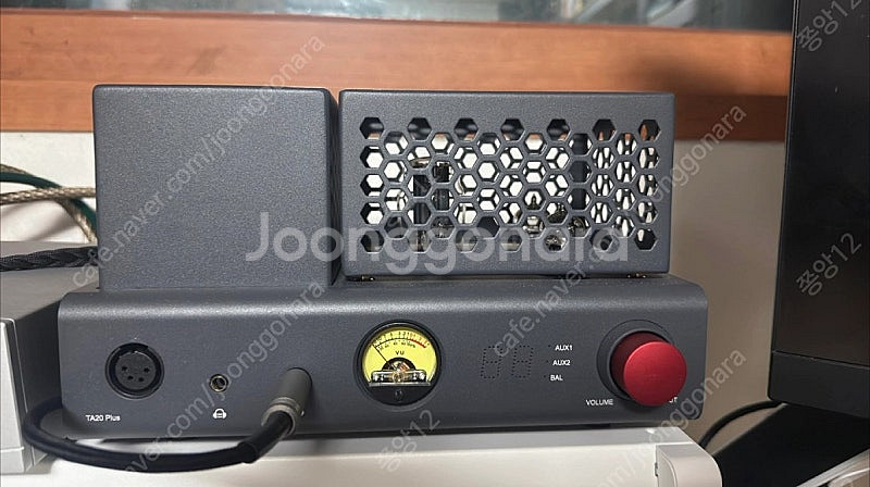 XDoo TA20 Plus 튜브 헤드폰 앰프 팝니다.--0