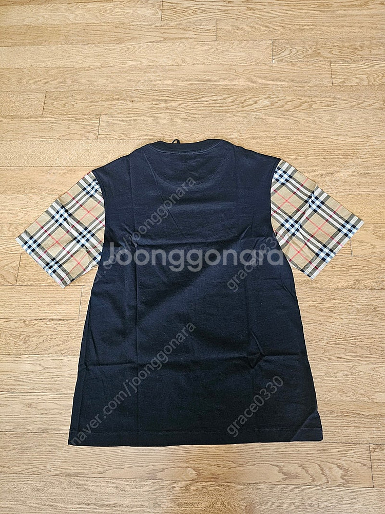 (새제품) 버버리 빈티지체크 반팔 면티셔츠--4