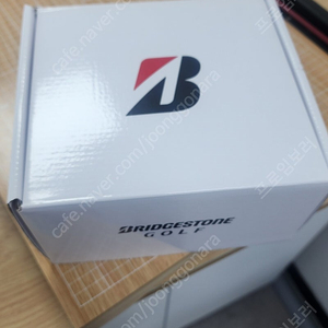 브릿지스톤 8아이언 커버 신품 판매합니다.