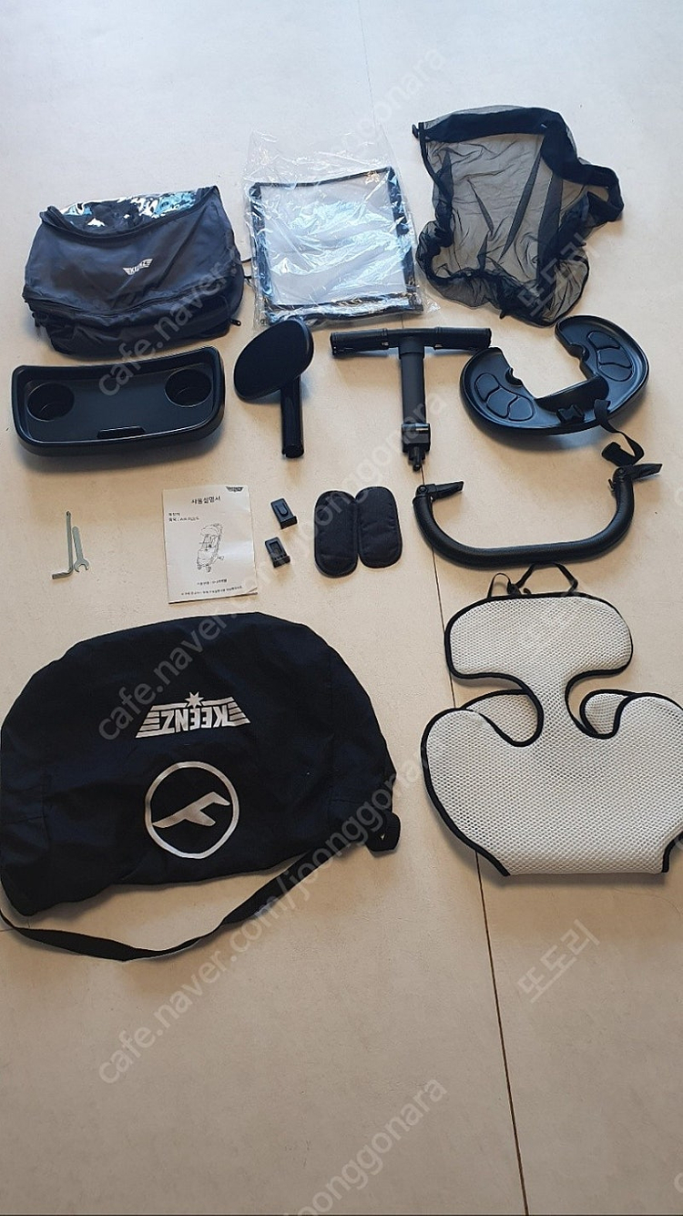 [KEENS] 킨즈 air plus 기내반입 접이식 유모차 팝니다(6만원)​ - 부산입니다.--4