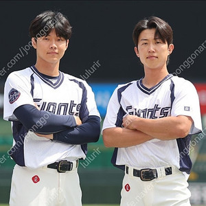 [업데이트] 7월 27일 일요일 기아 VS 롯데 중앙탁자석 3루 내야필드석 2연석 7/27 [부산 사직야구장]