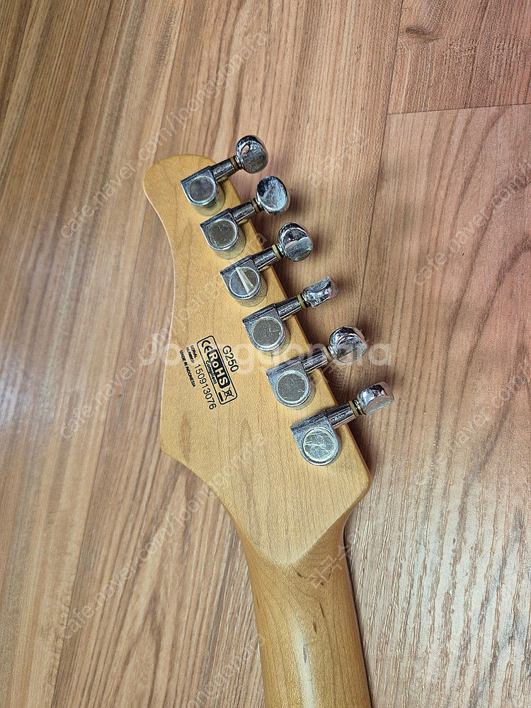 콜트 일렉기타 G250 저렴하게 판매합니다--3