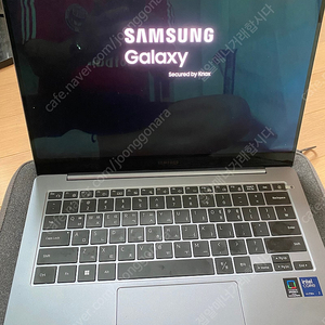 삼성노트북 갤럭시북 nt940XGQ-A71AG 16기가 코어 울트라7 테블릿PC 판매합니다