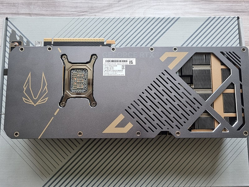 ZOTAC GAMING RTX 5070TI SOLID OC D7 16g 그래픽카드--2