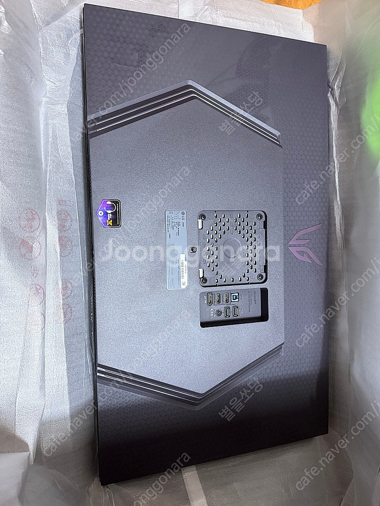 LG 울트라기어 32GQ950 팝니다--5