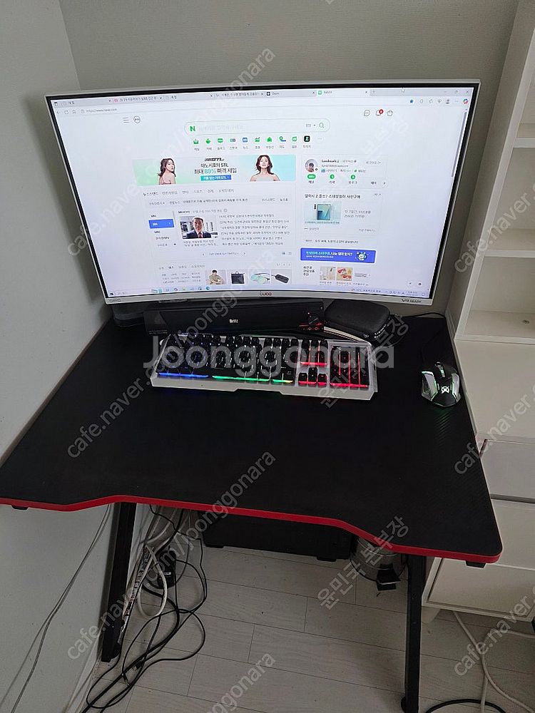 컴퓨터책상+화장대(조명+의자포함)+2단 서랍장 일괄판매--1