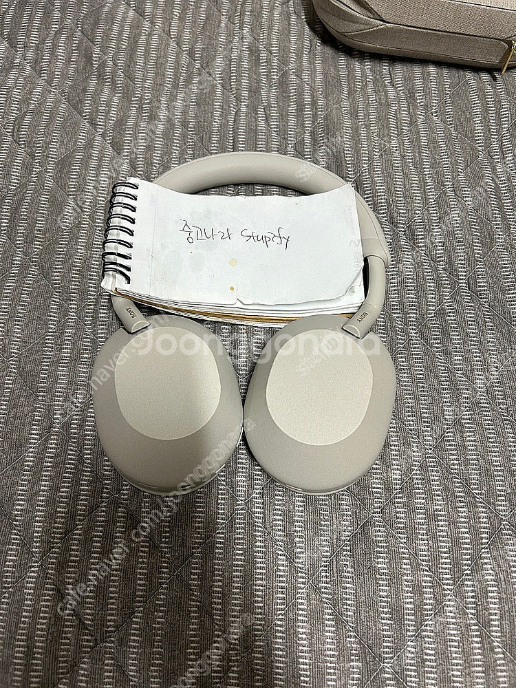 SONY WH-1000XM5 실버--2