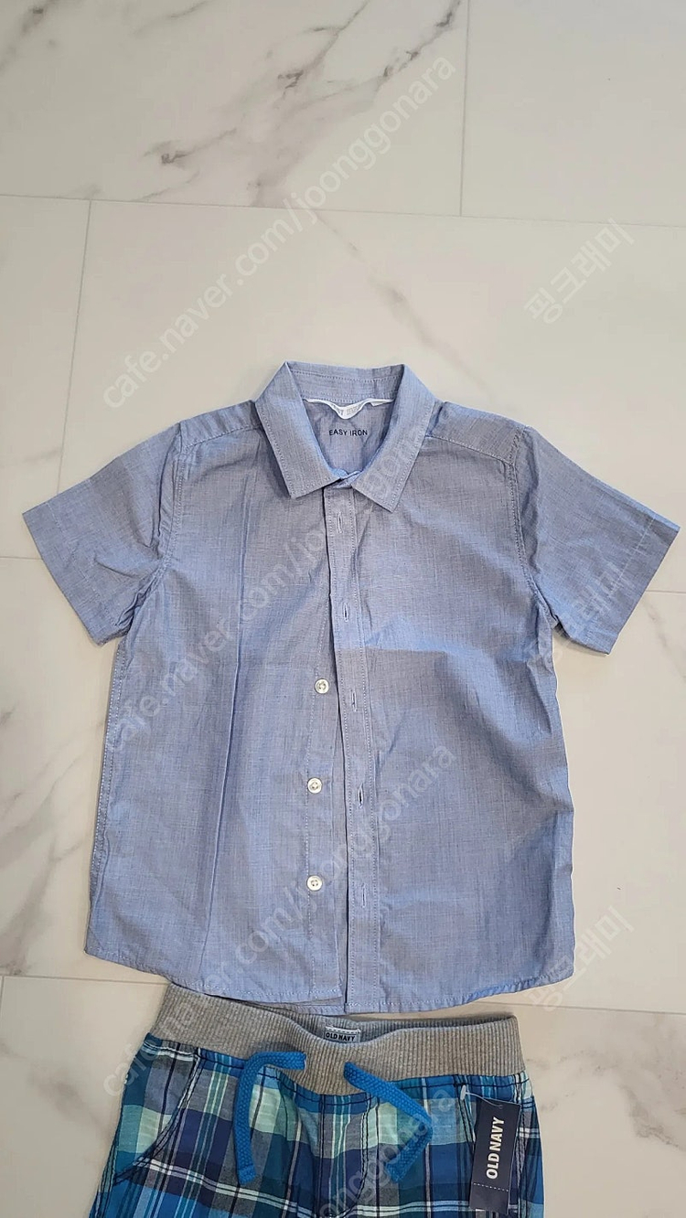 (남아 여름옷) H&M키즈 반팔 셔츠 및 올드네이비 반바지 일괄(사이즈 4T, 새상품 포함) 이미지