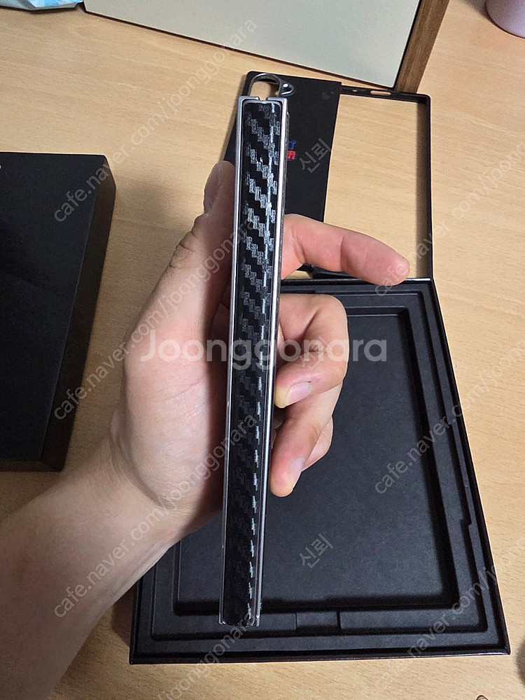 갤럭시 Z 폴드6 실버팜 256G(삼성케어 양도 가능)--2