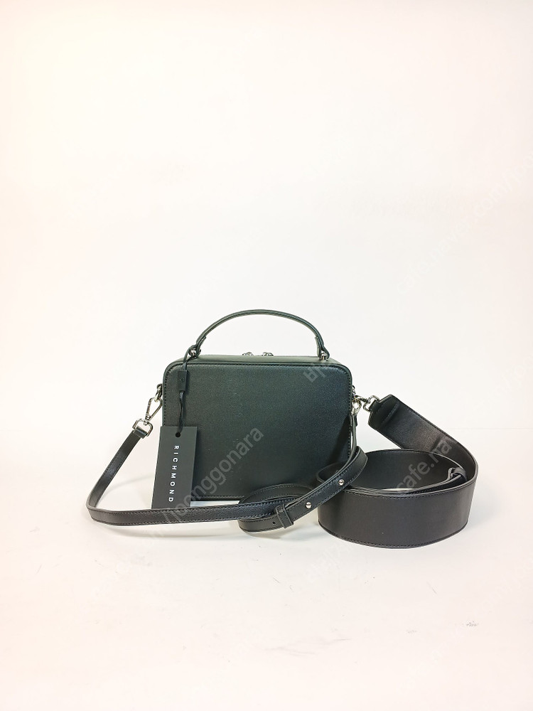 존리치몬드 U.J. 검정가죽 여성 카메라백 정품 존리치몬드--4