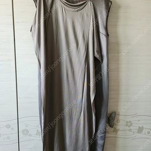 르베이지 원피스 66사이즈