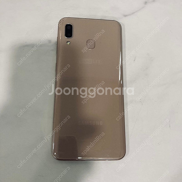 갤럭시 와이드4 골드 32기가 매우깨끗한기기 4만원 판매합니다!--1