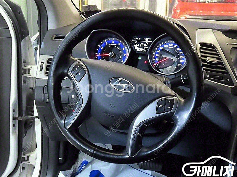 중고차 더 뉴 아반떼 1.6 GDI 스마트 2015 년...--8