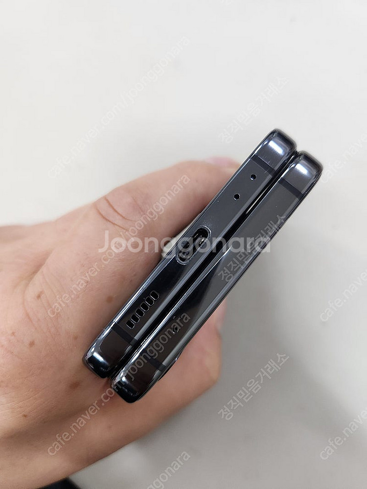 갤럭시Z플립4 256GB 블랙 수원 인근 전지역 무료배...--8