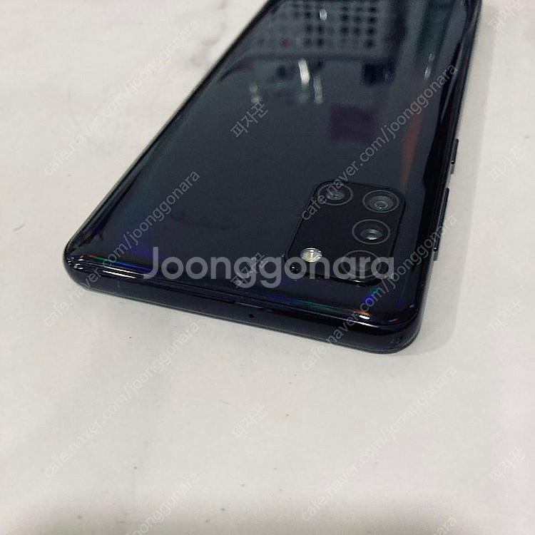 갤럭시 A31 블랙 64기가 매우깔끔한기기 6만원 판매합니다!--3