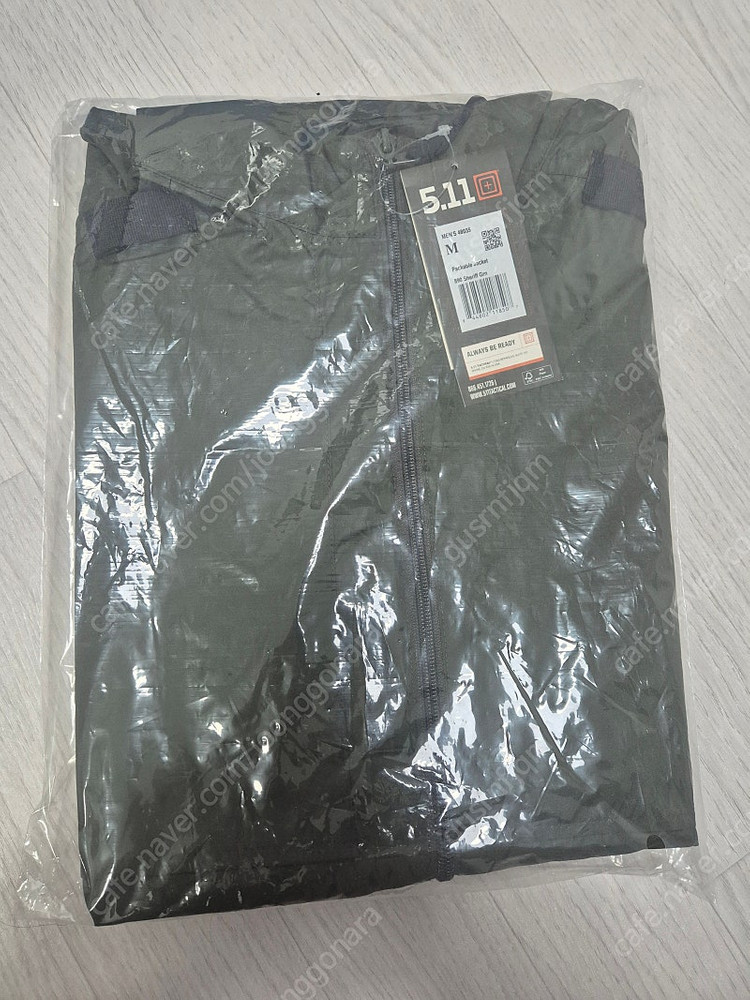 511 팩커블 바람막이 자켓 팝니다.--1