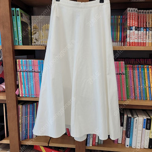 24 더캐시미어 패널 플레어 스커트55