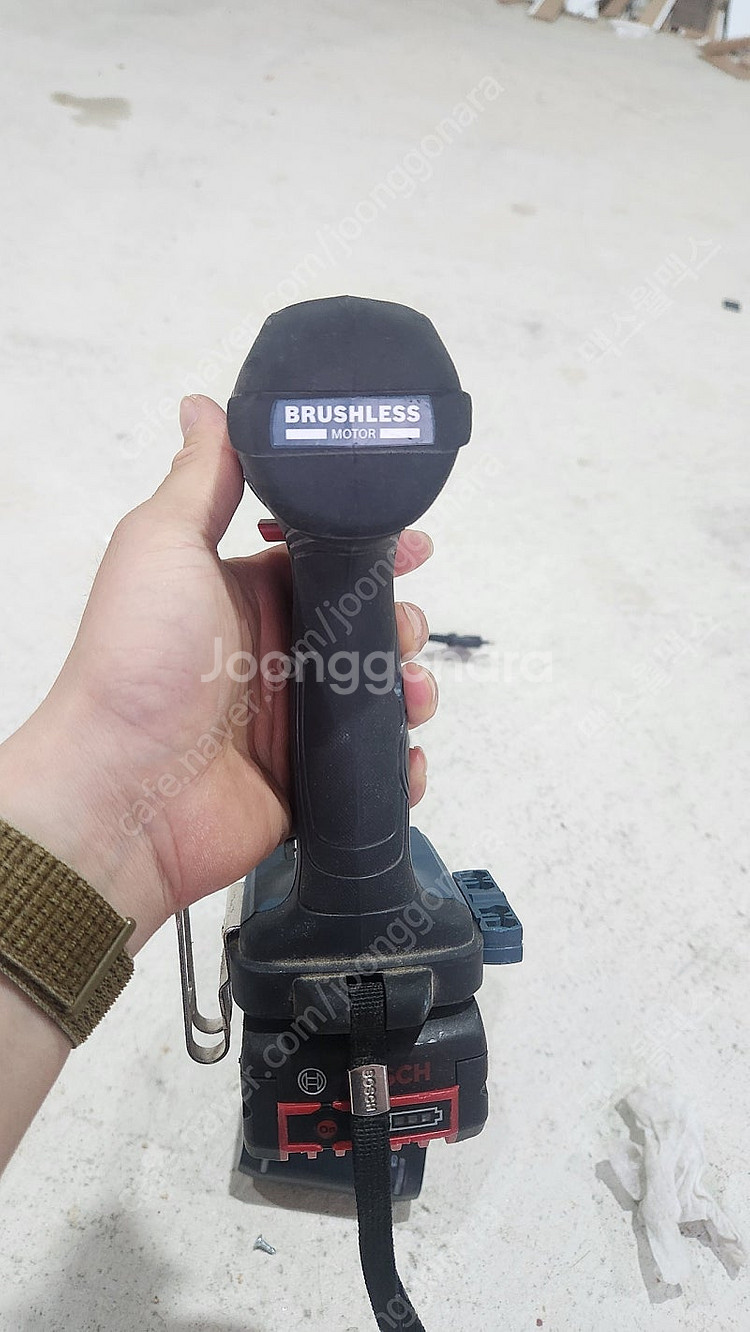 청주 gdr18v 220c 보쉬 임팩 배터리5ah 충전...--2
