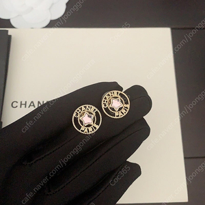 샤넬 귀걸이 핑크 다이아몬드 별 이어링