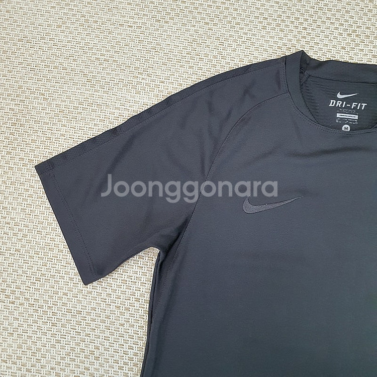 나이키 기능성 반팔티 남자95--2
