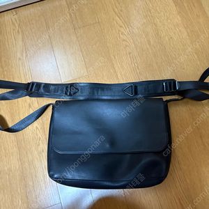 라퍼지스토어 크로스백 판매합니다