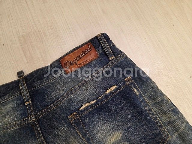 48 디스퀘어드--6
