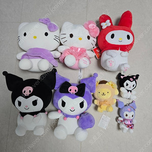 산리오인형(쿠루미,헬로키티 등)