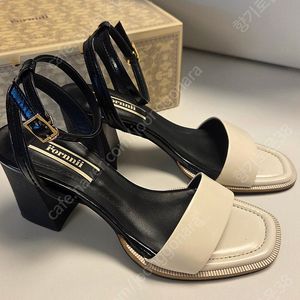 낭만 로르니Rornni 투톤 샌들 1회착용 230사이즈 30만원->10만원