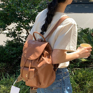 OVERTAKE 오버테이크 브라운 소가죽 백팩