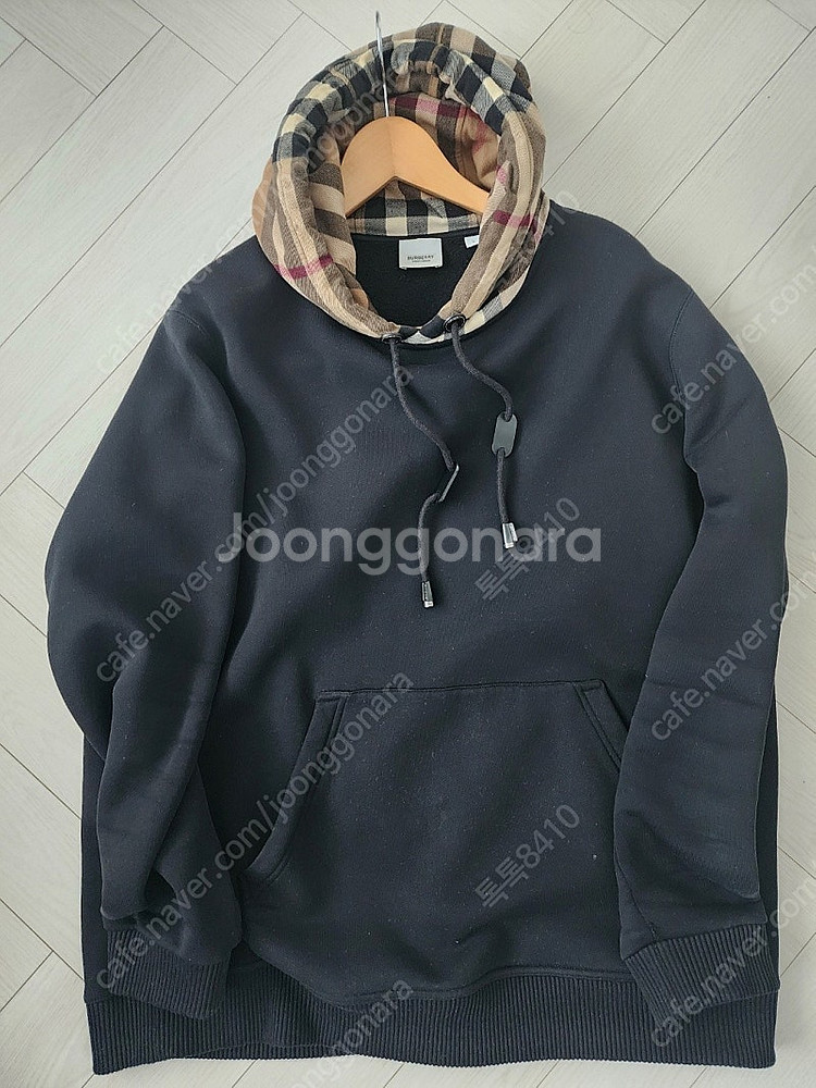 버버리 후드티 블랙 L--0