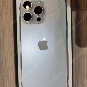 아이폰 15 프로맥스 512GB 팝니다.
