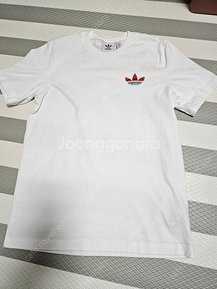 아디다스 반팔 티셔츠--0